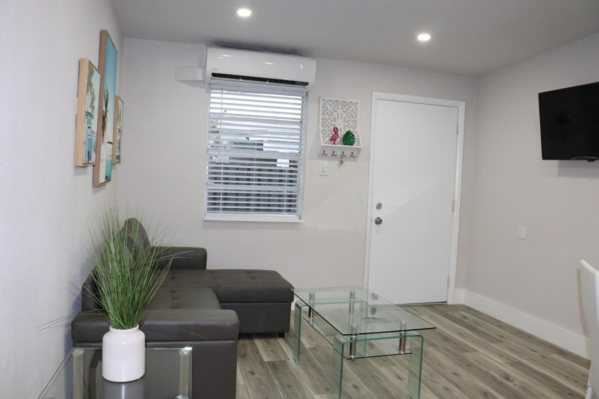 דניה ביץ' Flamingo Beach House מראה חיצוני תמונה